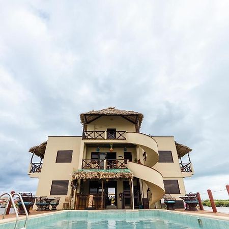 Lina Point Belize Overwater Resort Сан Педро Екстериор снимка