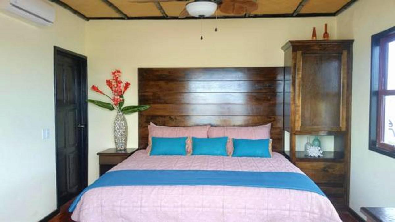 Lina Point Belize Overwater Resort Сан Педро Екстериор снимка
